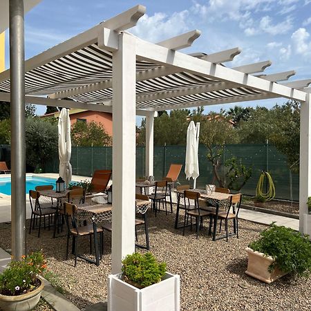 Casa Vacanze Mare Fuori Капотера Екстериор снимка