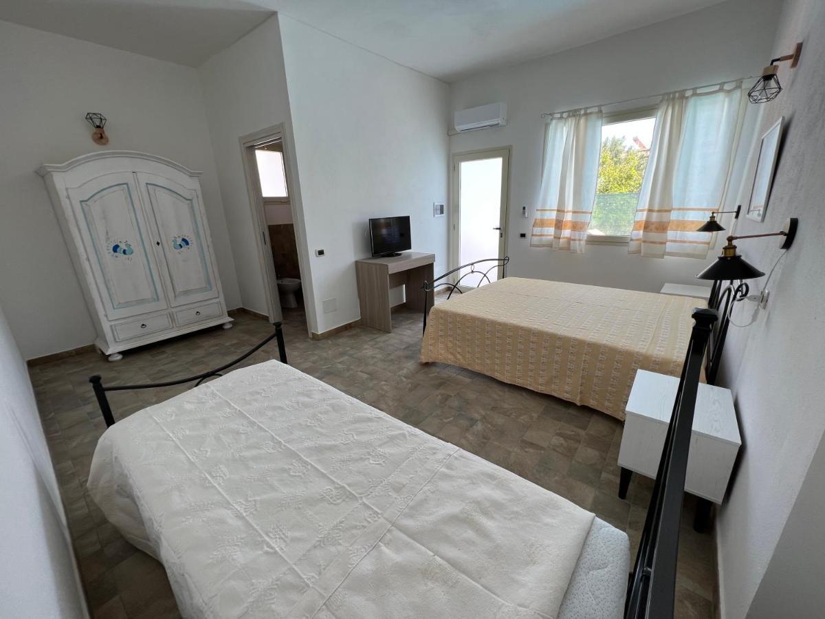 Casa Vacanze Mare Fuori Капотера Екстериор снимка