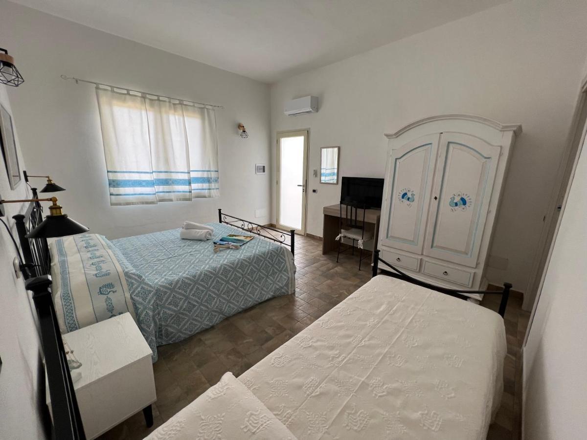 Casa Vacanze Mare Fuori Капотера Екстериор снимка