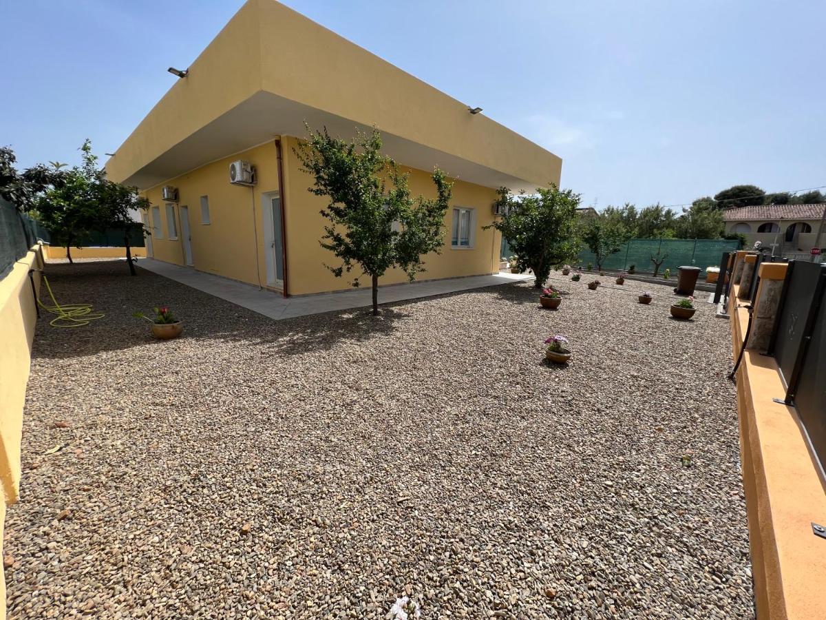 Casa Vacanze Mare Fuori Капотера Екстериор снимка
