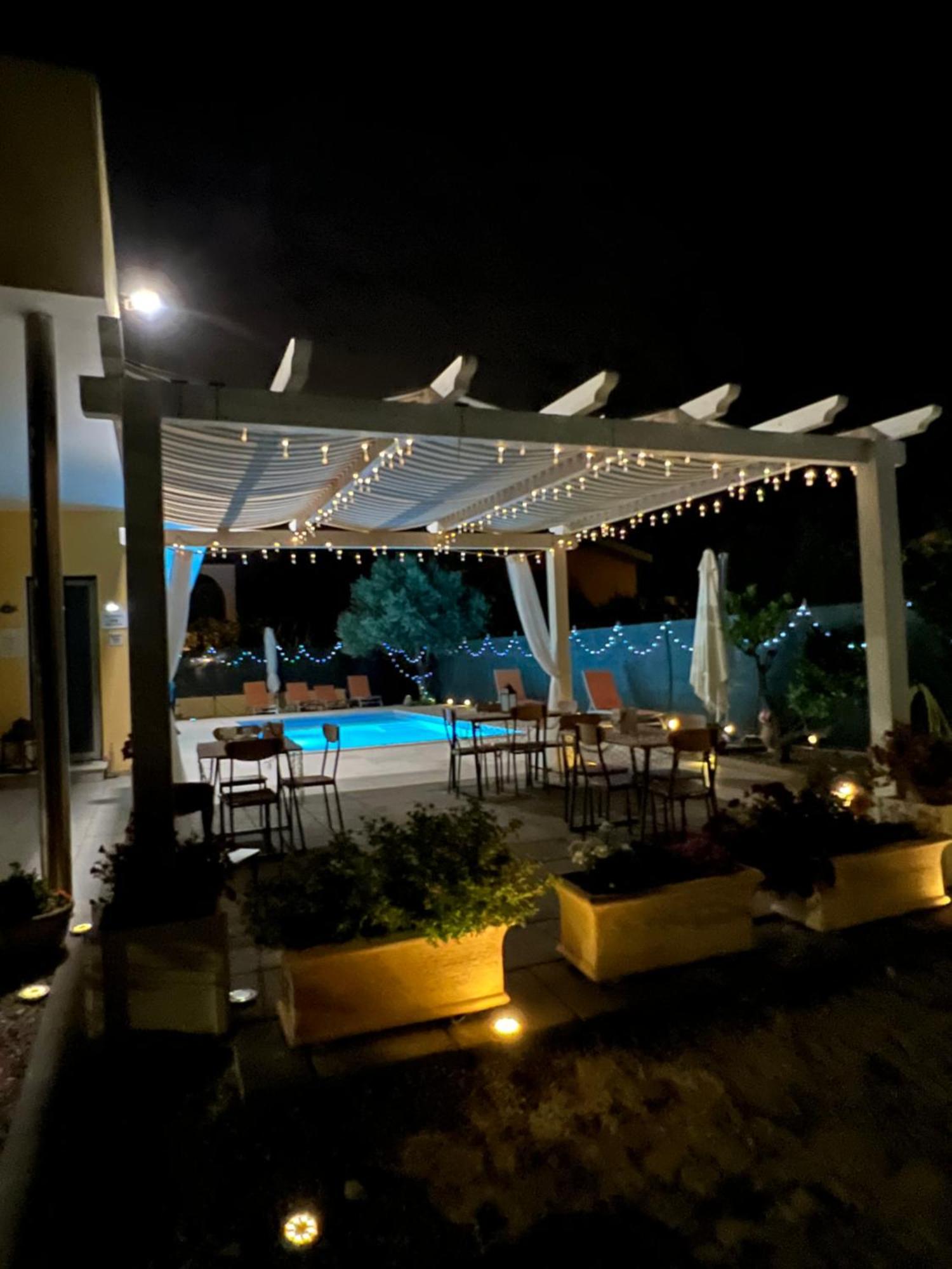 Casa Vacanze Mare Fuori Капотера Екстериор снимка